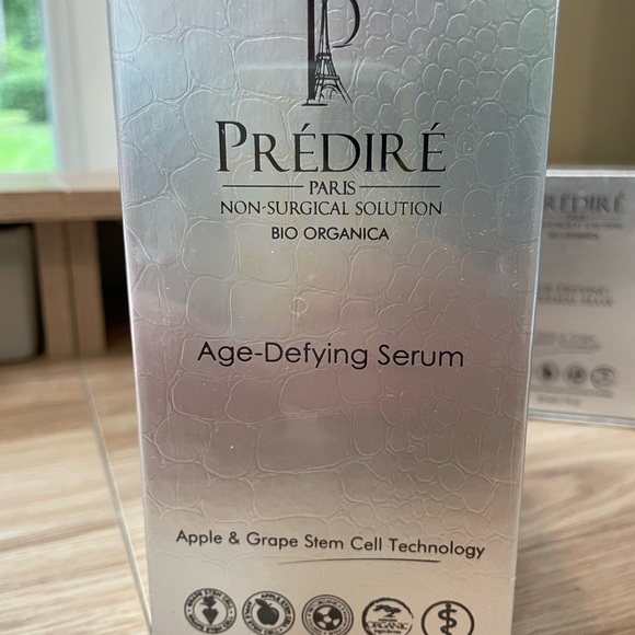 Prédiré Paris Age-defying skin care trio - Picture 6 of 8